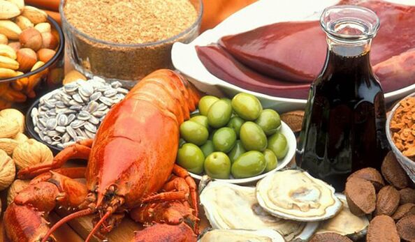 غذاهای دریایی و آجیل در رژیم غذایی مردان برای بزرگ کردن موثر آلت تناسلی
